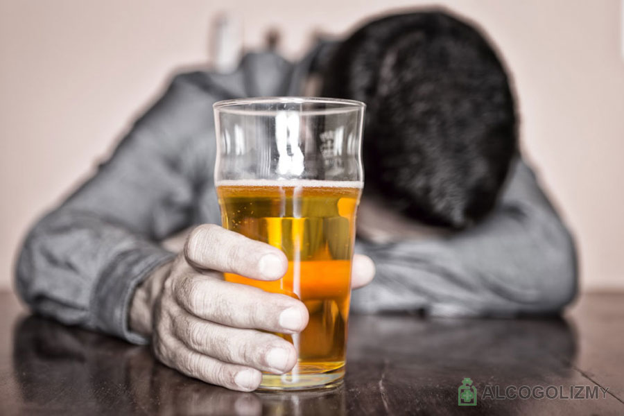 Как вылечить пивной алкоголизм у мужчин